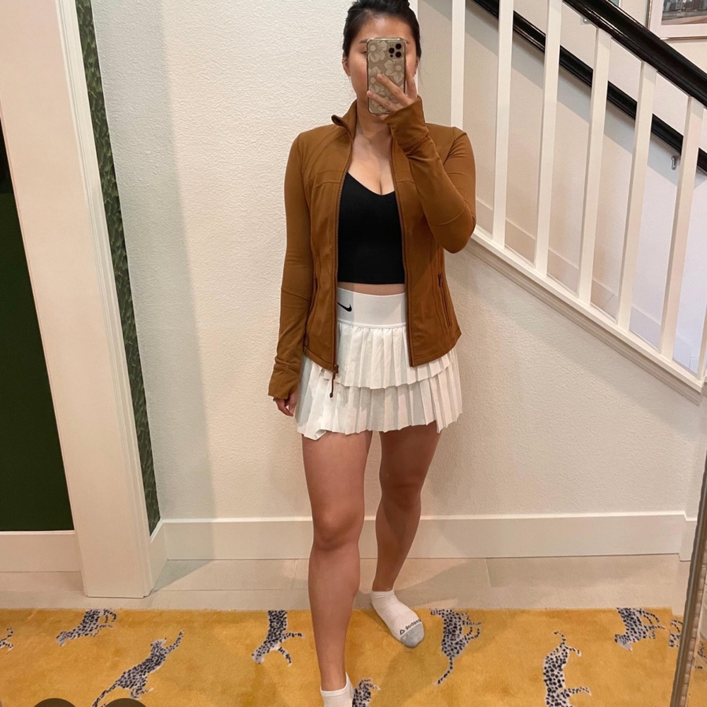 Lululemon define jacket size 6